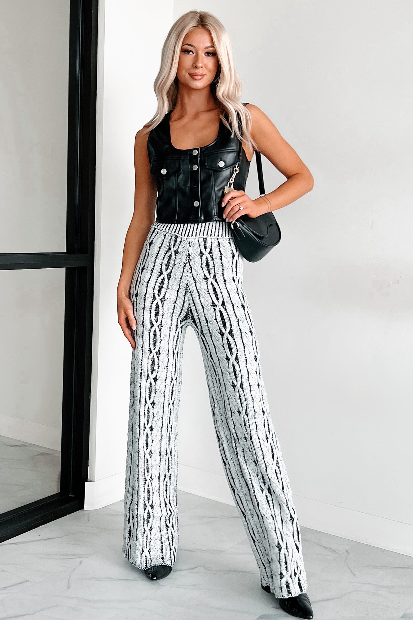 Ria Sleeveless Pleather Vest (Black)